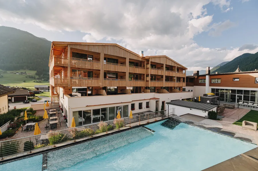 Alpine Nature Hotel Stoll ****S