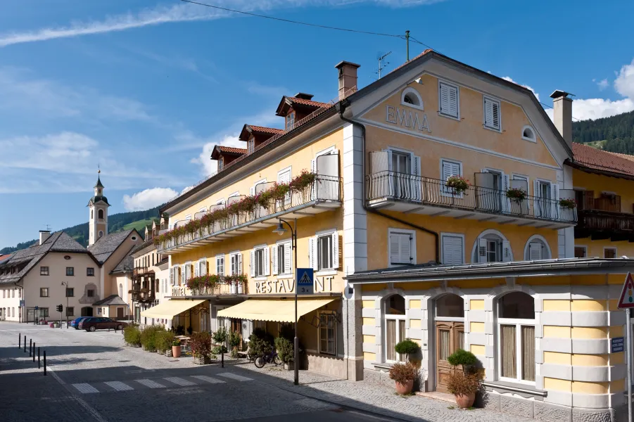 Emma Historic Hotel ***